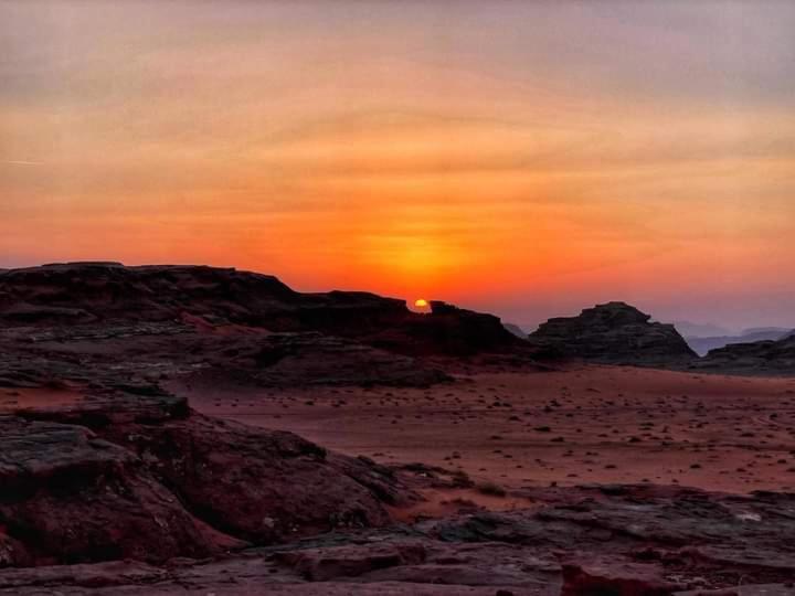 Wadi Rum Travel Camp Esterno foto