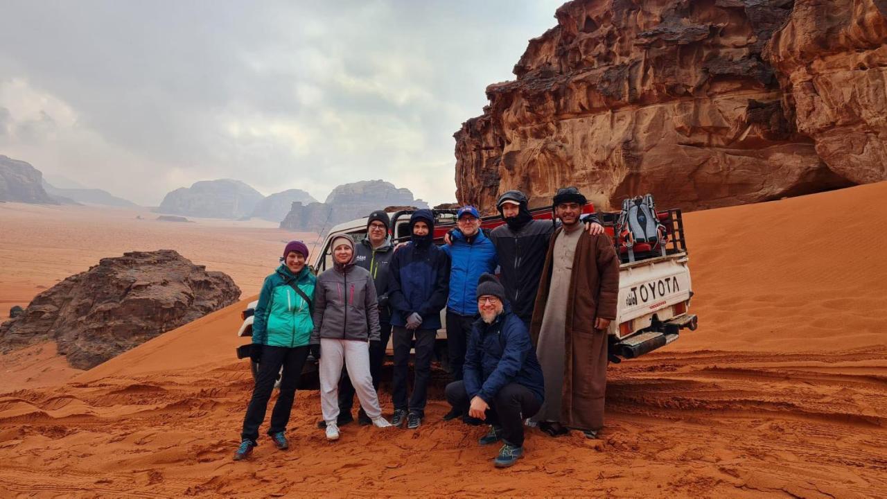 Wadi Rum Travel Camp Esterno foto