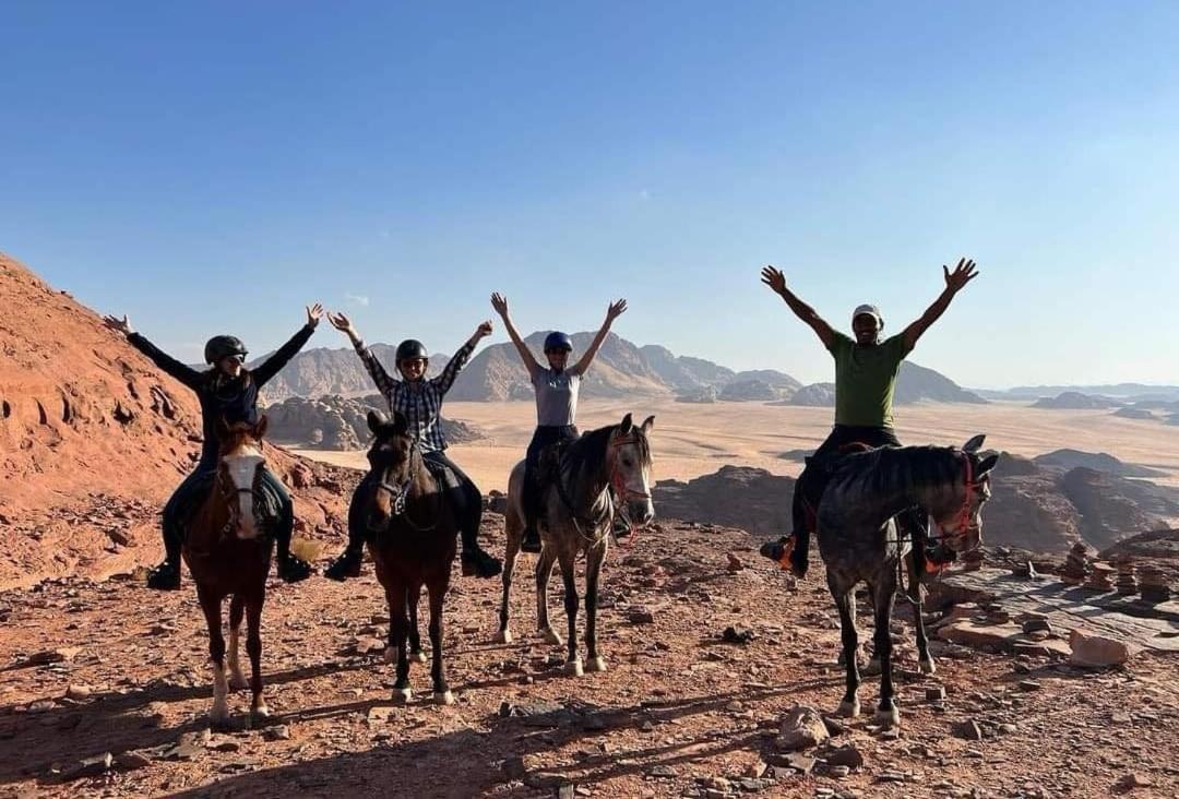 Wadi Rum Travel Camp Esterno foto