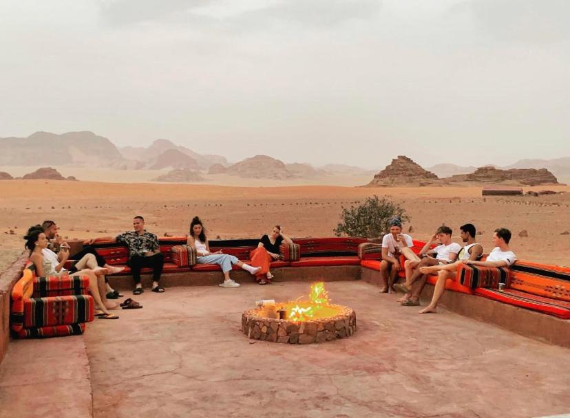 Wadi Rum Travel Camp Esterno foto
