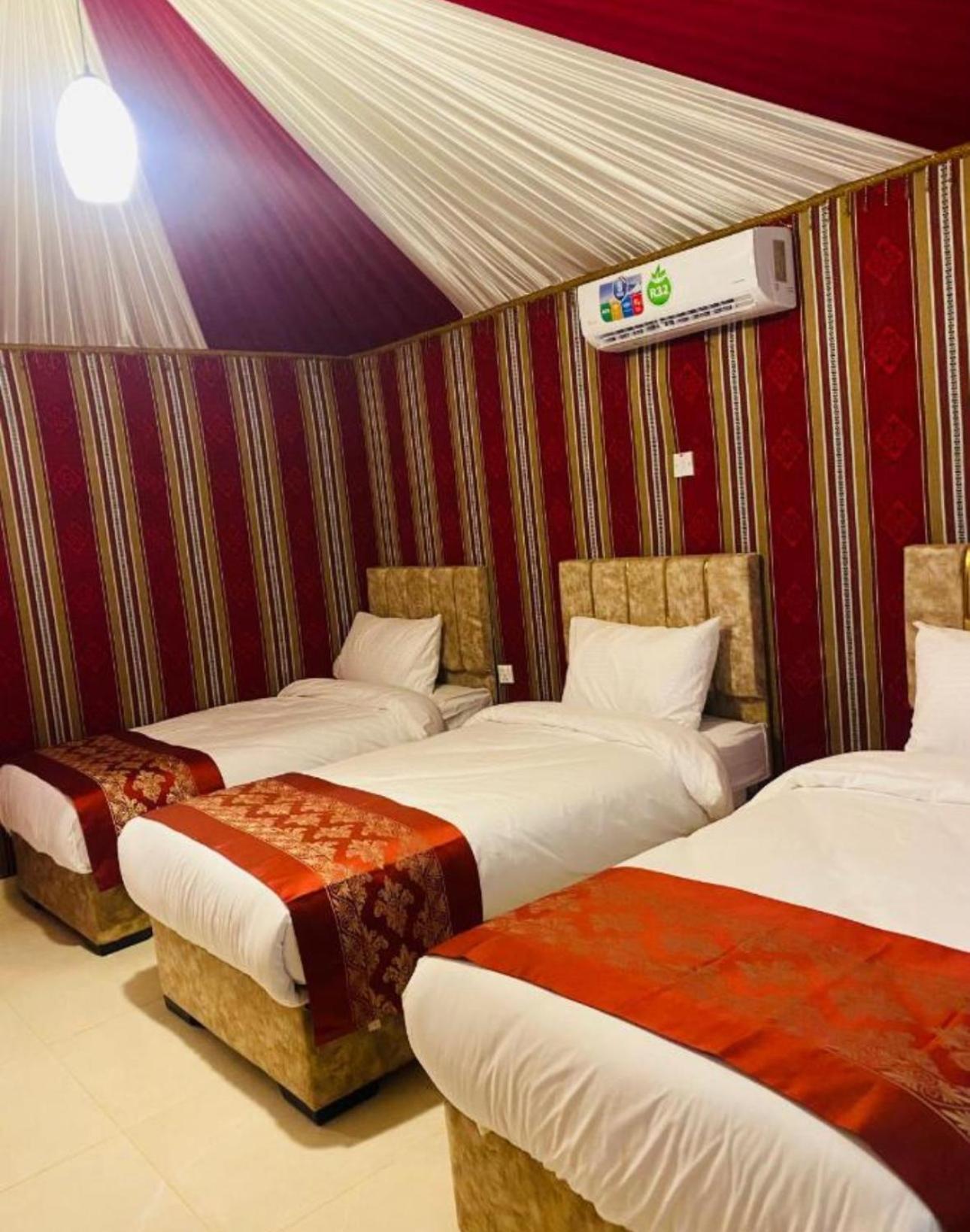 Wadi Rum Travel Camp Esterno foto
