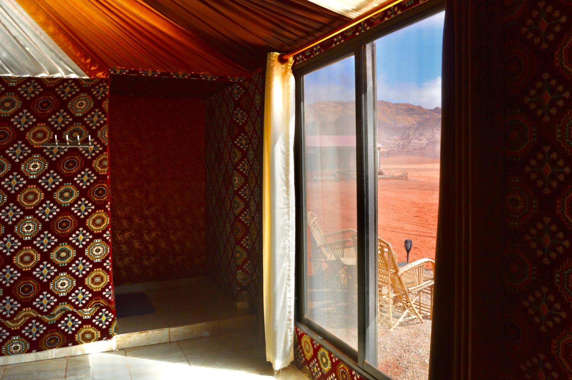 Wadi Rum Travel Camp Esterno foto